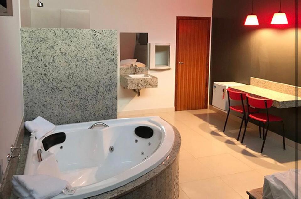 Motel Queen Lagoa Santa  Zewnętrze zdjęcie